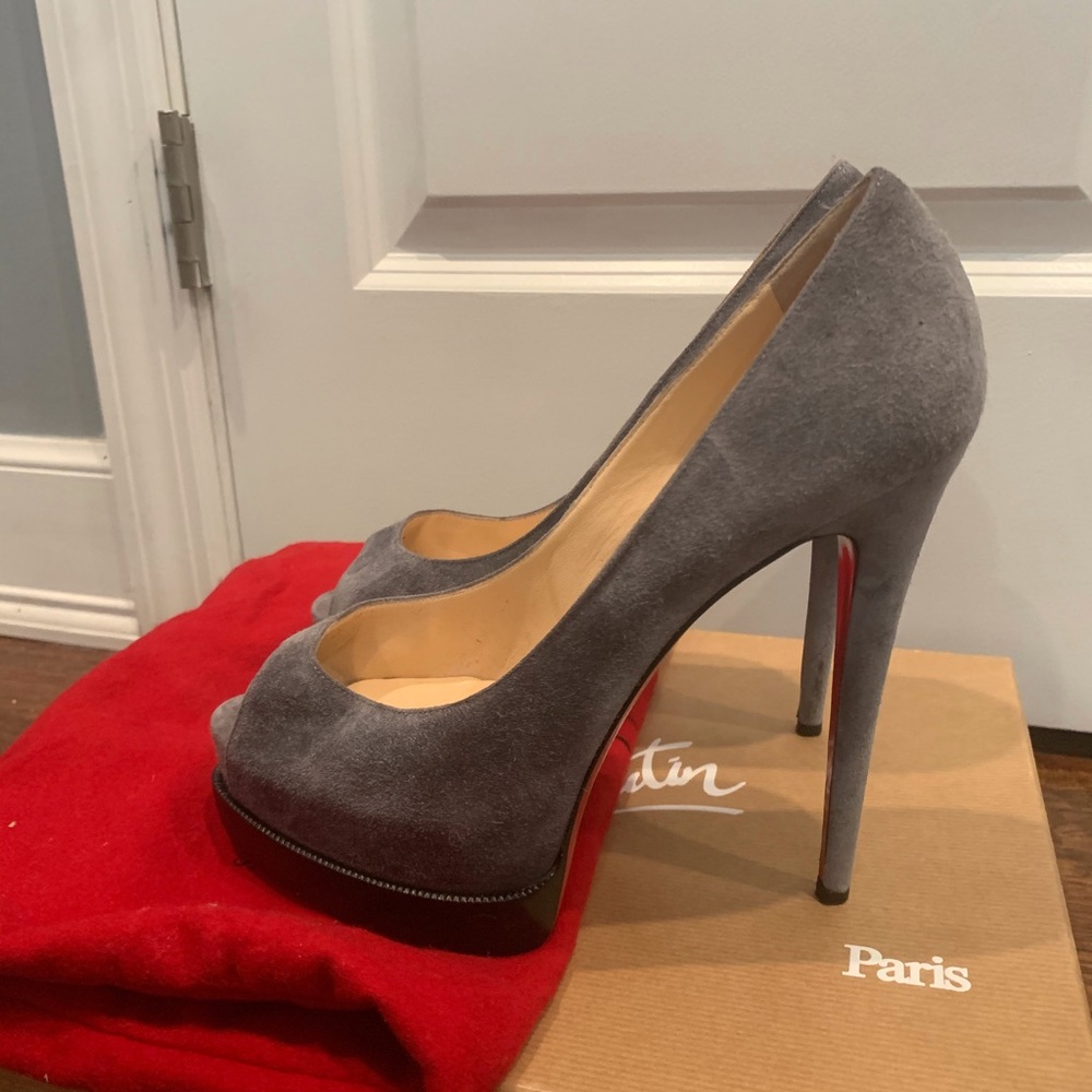 Christian Louboutin Palais Royale Trepointe pumps